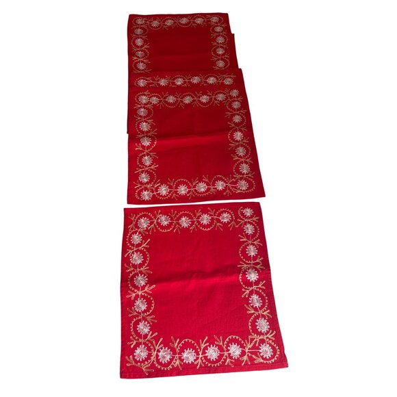 Red Embroidered Floral Table Napkins Set Of 6, 14" x 13" - Picture 2 of 6